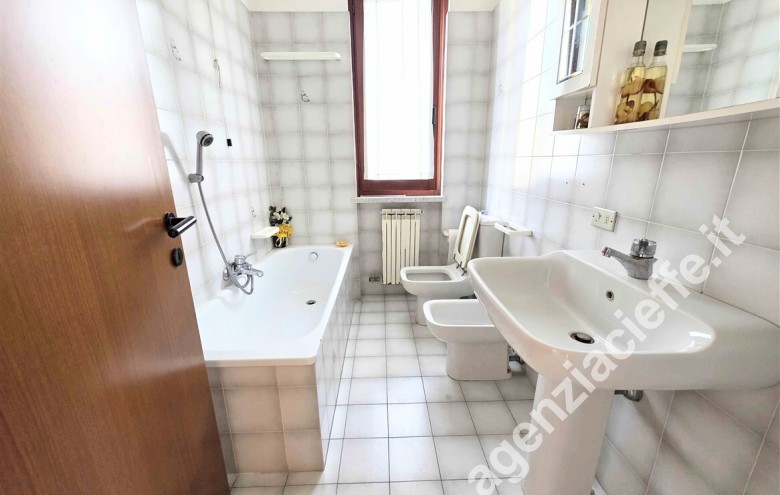 Appartamento in vendita a Marina Di Massa (Massa) - Foto 6