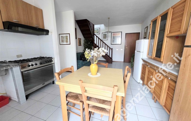 Appartamento in vendita a Marina Di Massa (Massa) - Foto 2