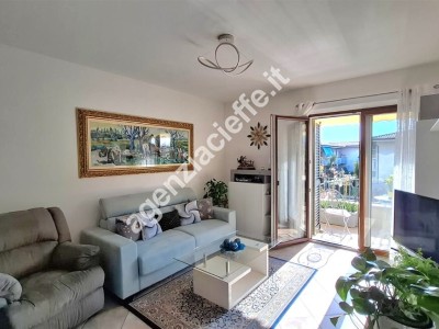 Marina di Massa, nella fascia ...