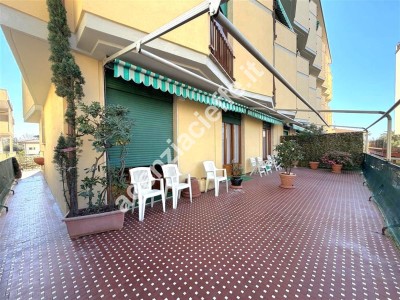 Marina di Massa – Centraliss...