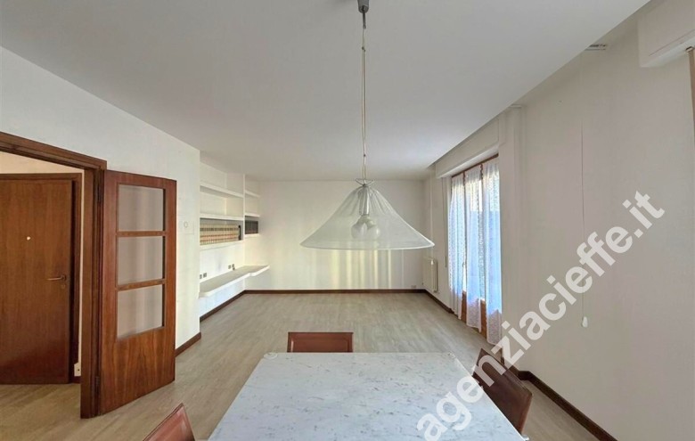 Appartamento in vendita a Marina Di Massa (Massa) - Foto 3