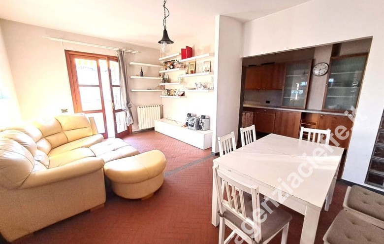 Appartamento indipendente in vendita a Marina Di Massa (Massa) - Foto 3