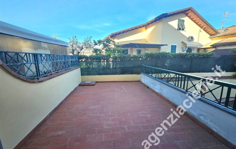 Appartamento in vendita a Marina Di Massa (Massa) - Foto 24