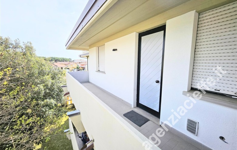 Appartamento in vendita a Marina Di Massa (Massa) - Foto 1