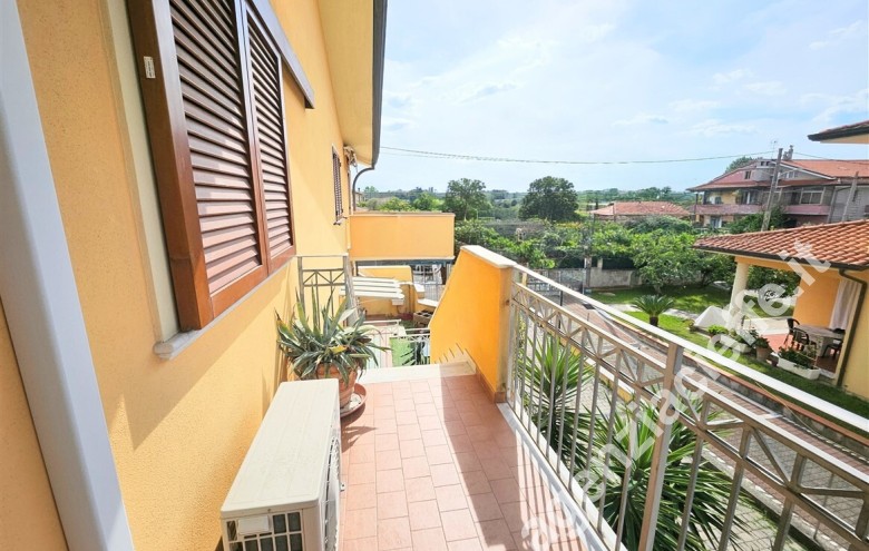 Appartamento indipendente in vendita a Marina Di Massa (Massa) - Foto 1