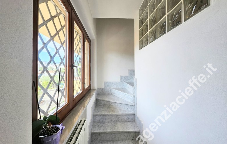 Appartamento indipendente in vendita a Marina Di Massa (Massa) - Foto 15