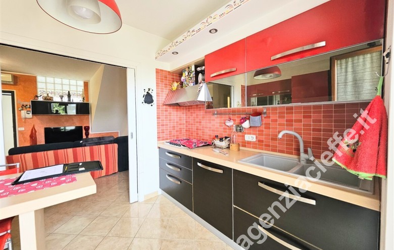 Appartamento indipendente in vendita a Marina Di Massa (Massa) - Foto 5