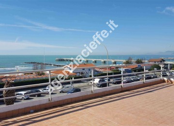 Marina di massa, fronte mare e