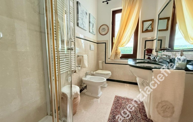 Villa - villetta in vendita a Marina Di Massa (Massa) - Foto 13