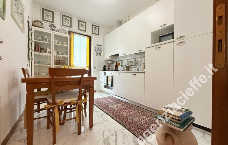 Villa - villetta in vendita a Marina Di Massa (Massa) - Foto 11