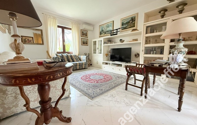 Villa - villetta in vendita a Marina Di Massa (Massa) - Foto 3