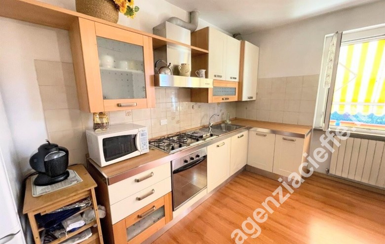Appartamento indipendente in vendita a Marina Di Massa (Massa) - Foto 10