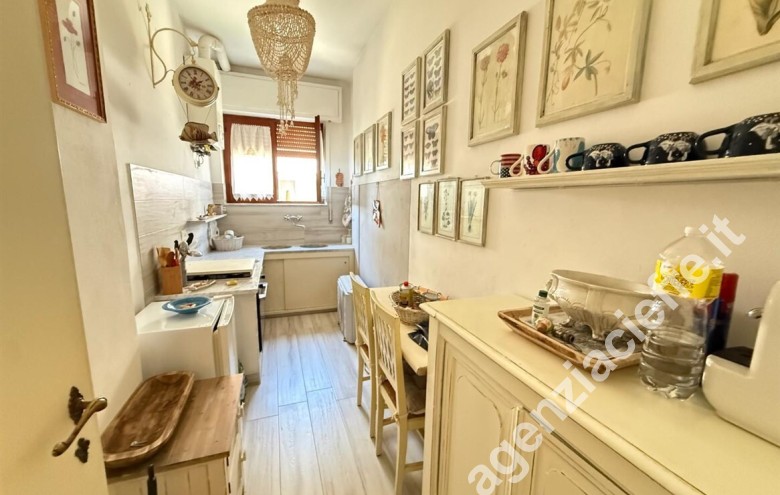 Appartamento in vendita a Marina Di Massa (Massa) - Foto 3