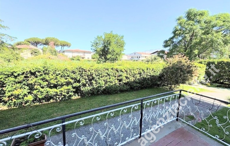 Appartamento in vendita a Marina Di Massa (Massa) - Foto 30