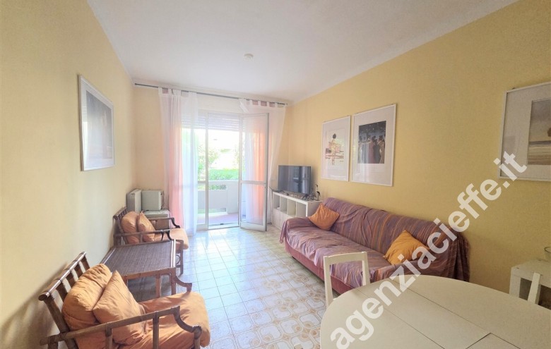 Appartamento in vendita a Marina Di Massa (Massa) - Foto 2