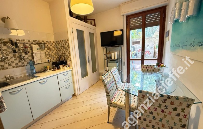 Casa bi-trifamiliare in vendita a Marina Di Massa (Massa) - Foto 6