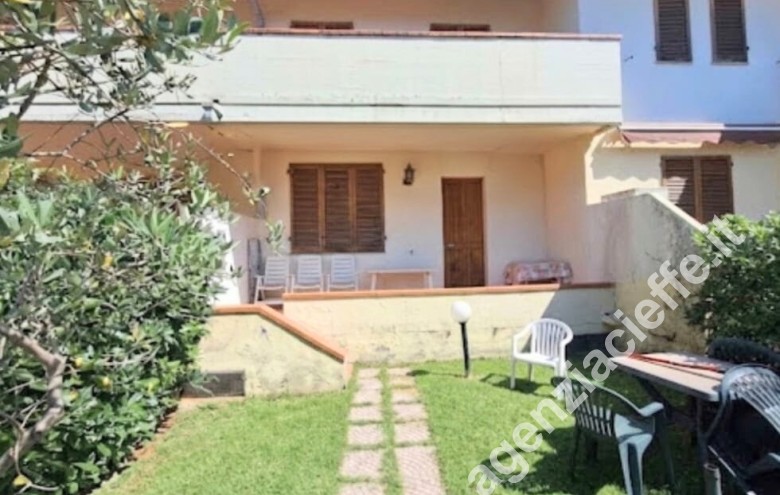 Appartamento indipendente in vendita a Marina Di Massa (Massa) - Foto 19