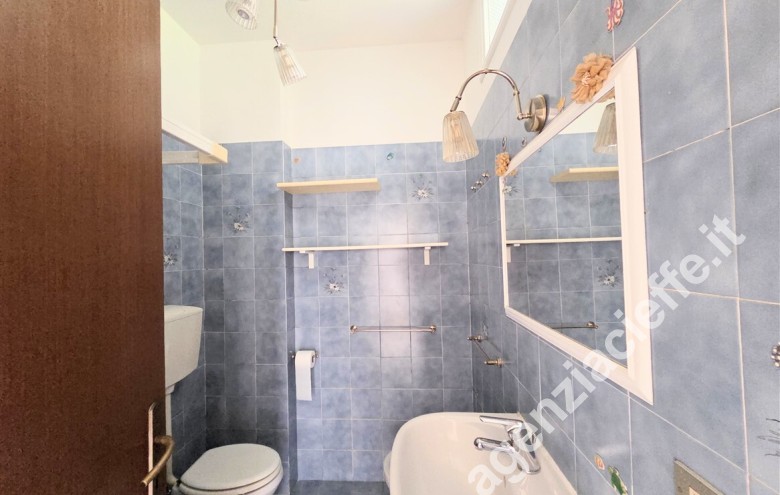 Appartamento indipendente in vendita a Marina Di Massa (Massa) - Foto 10