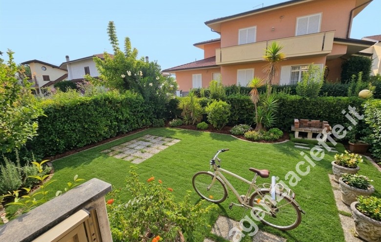 Appartamento indipendente in vendita a Marina Di Massa (Massa) - Foto 18