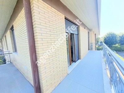 Marina di Massa – ampio appa...