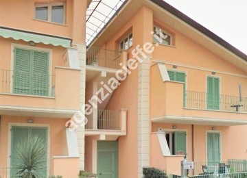 Marina di massa – elegante a