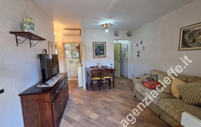 Appartamento in vendita a Marina Di Massa (Massa) - Foto 2