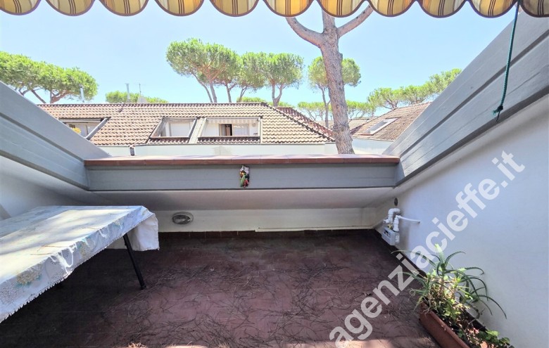 Appartamento in vendita a Marina Di Massa (Massa) - Foto 8