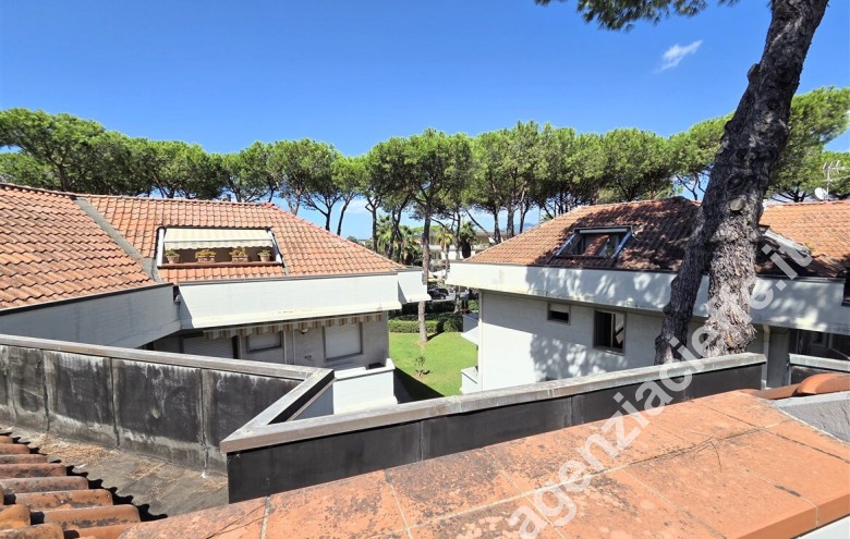 Appartamento in vendita a Marina Di Massa (Massa) - Foto 1