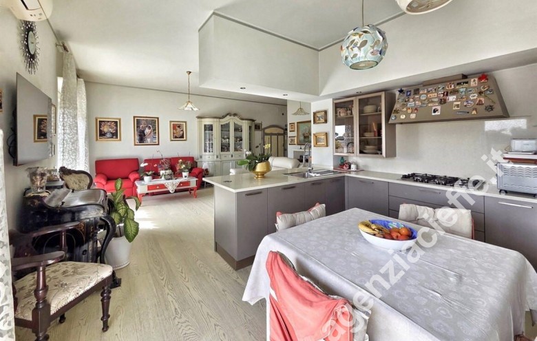 Appartamento in vendita a Marina Di Massa (Massa) - Foto 6