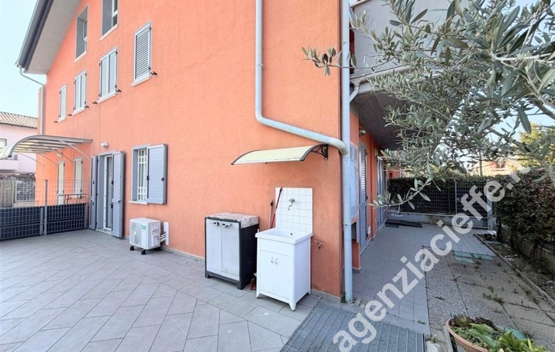 Appartamento in vendita a Marina Di Massa (Massa) - Foto 1