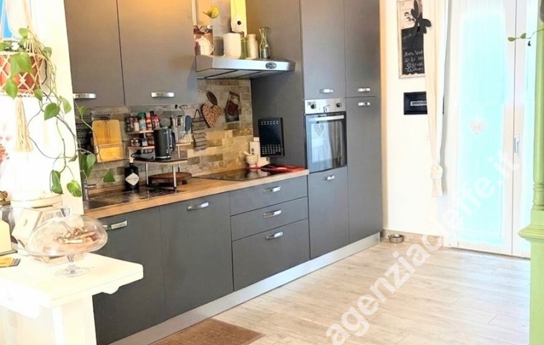 Appartamento indipendente in vendita a Marina Di Massa (Massa) - Foto 6
