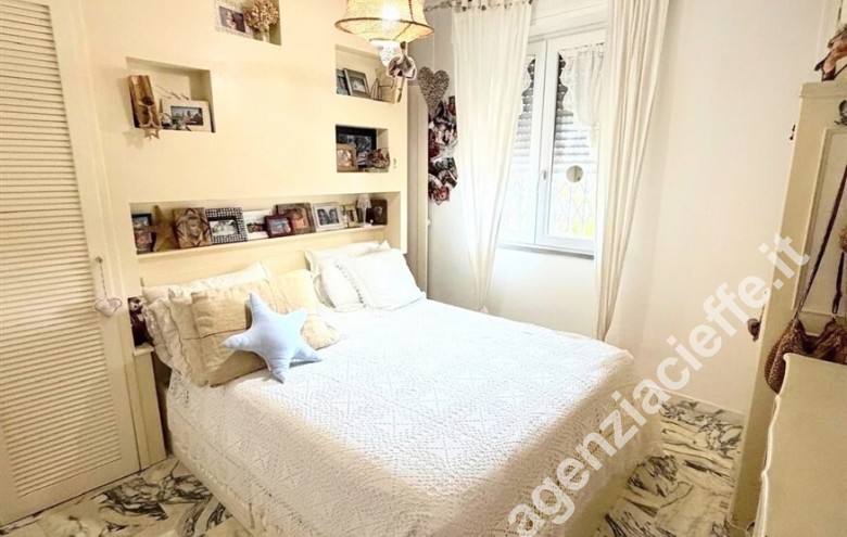 Appartamento indipendente in vendita a Marina Di Massa (Massa) - Foto 13