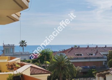 Marina di massa, centralissimo