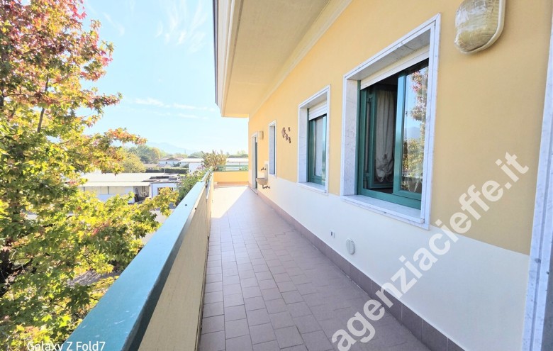Appartamento in vendita a Marina Di Massa (Massa) - Foto 1