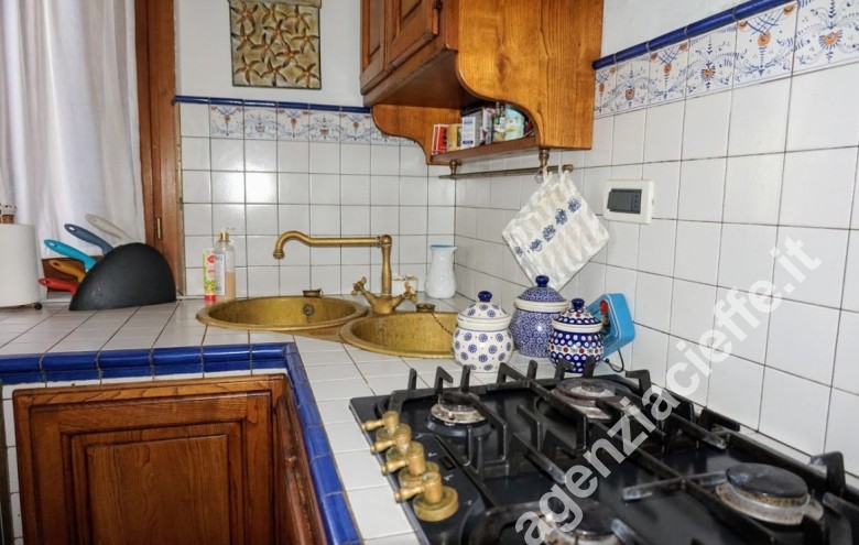 Appartamento indipendente in vendita a Marina Di Massa (Massa) - Foto 8