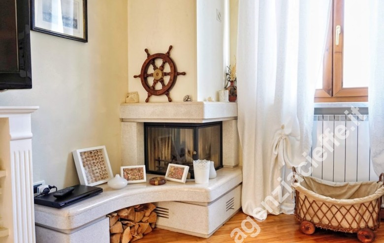 Appartamento indipendente in vendita a Marina Di Massa (Massa) - Foto 4