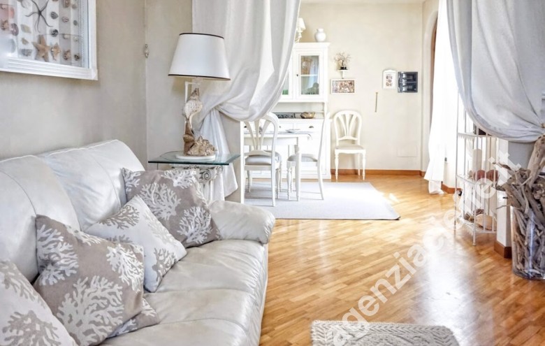 Appartamento indipendente in vendita a Marina Di Massa (Massa) - Foto 31