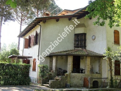 Ronchi, in località Poveromo ...