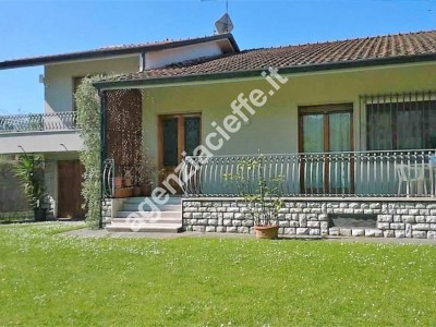 Forte dei Marmi, villa singola...