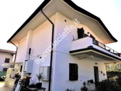 Massa, località Quercioli, tr...