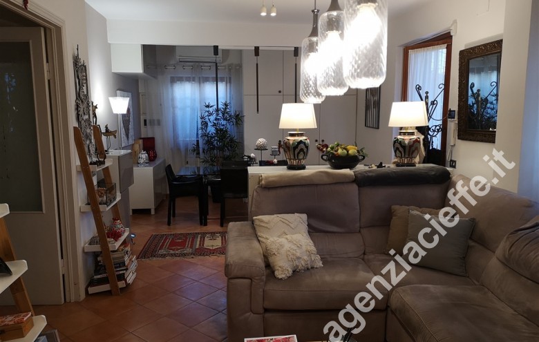 Casa indipendente in vendita a Cinquale (Montignoso) - Foto 2