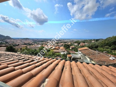 Massa, prima collina grande ap...