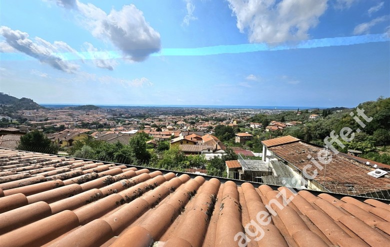 Appartamento in vendita a Massa - Foto 1