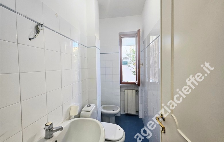 Casa bi-trifamiliare in vendita a Massa - Foto 10