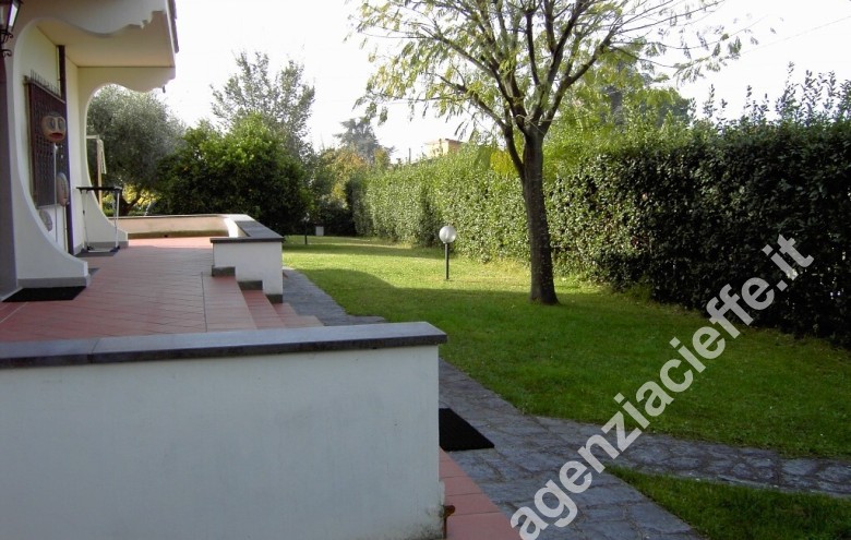 Casa bi-trifamiliare in vendita a Massa - Foto 2