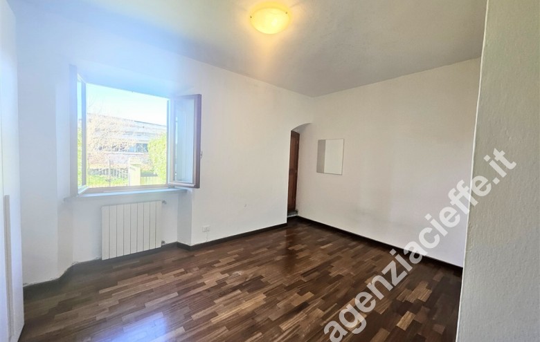 Casa bi-trifamiliare in vendita a Massa - Foto 16