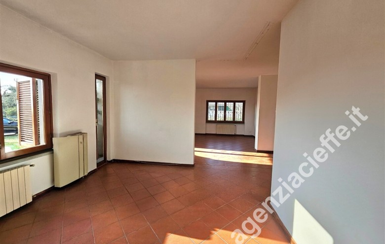 Casa bi-trifamiliare in vendita a Massa - Foto 4