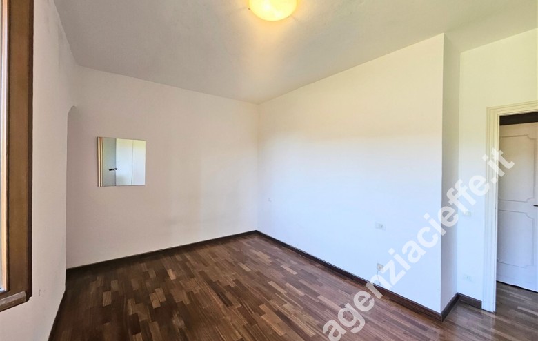 Casa bi-trifamiliare in vendita a Massa - Foto 15