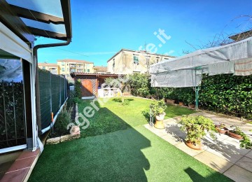 Massa zona viale della stazion