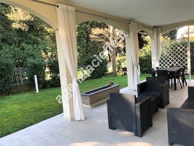 Ronchi, a circa 500 metri dal ...